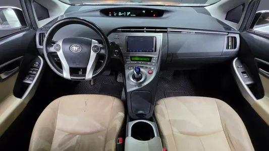 Toyota 프리우스 1.8 E 2014 7