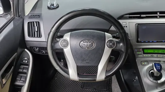 Toyota 프리우스 1.8 E 2014 13