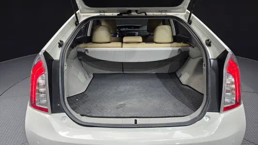 Toyota 프리우스 1.8 E 2014 20