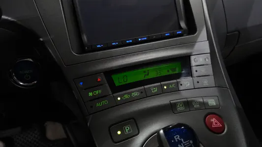 Toyota 프리우스 1.8 E 2014 35