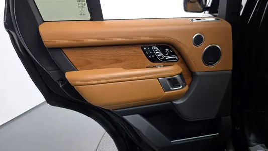 Land Rover 4 4.4 SDV8 AB 2020 25
