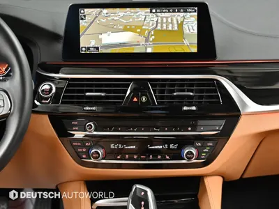 BMW 5 Series (G30) 520i 2020 18
