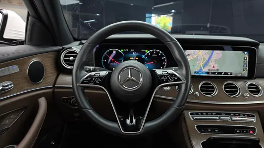 Mercedes-Benz E-Class W213 E250 2021 11