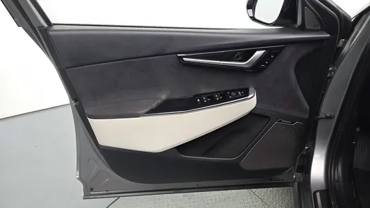 Kia EV6 4WD 2022 24