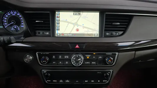 Kia K7 2017 13