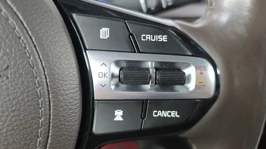 Kia K7 2017 33