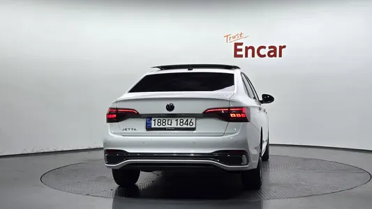 Volkswagen 7 1.5 TSI 2023 4