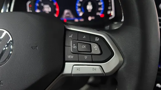 Volkswagen 7 1.5 TSI 2023 18