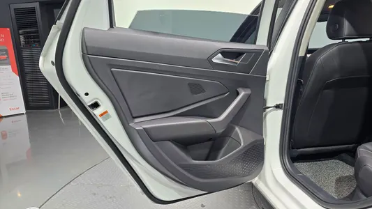 Volkswagen 7 1.5 TSI 2023 25