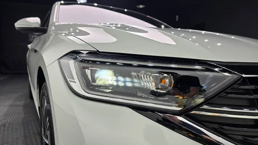 Volkswagen 7 1.5 TSI 2023 22