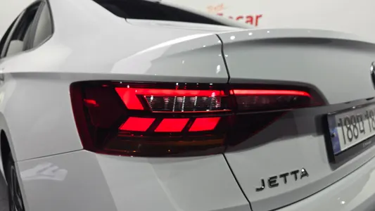 Volkswagen 7 1.5 TSI 2023 23