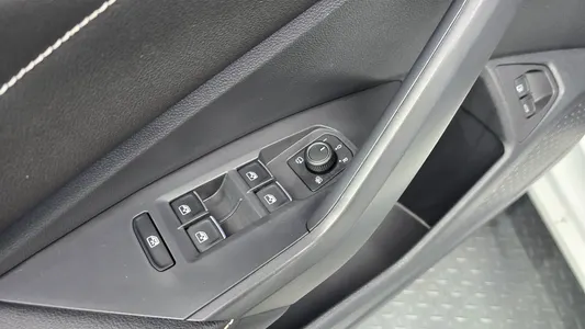 Volkswagen 7 1.5 TSI 2023 27