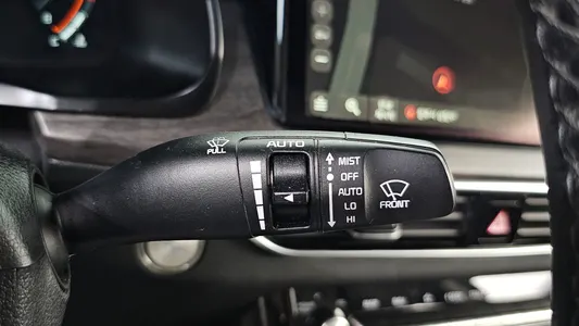 Kia K7 3.0 LPI () 2020 14