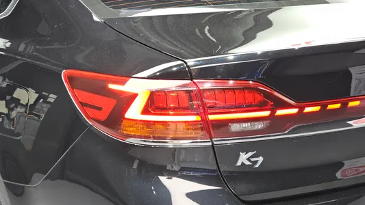 Kia K7 3.0 LPI () 2020 23