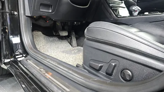 Kia K7 3.0 LPI () 2020 31