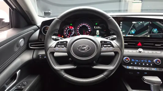 Hyundai (CN7) 1.6 2023 13