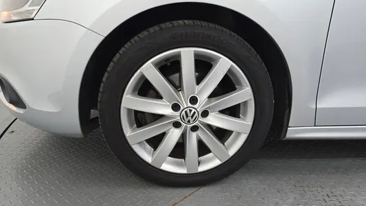 Volkswagen 제타 2.0 TDI 2012 5