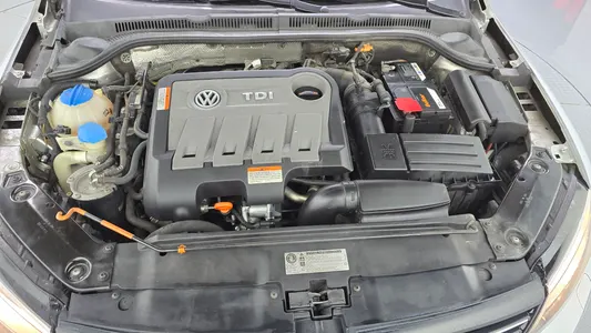 Volkswagen 제타 2.0 TDI 2012 6