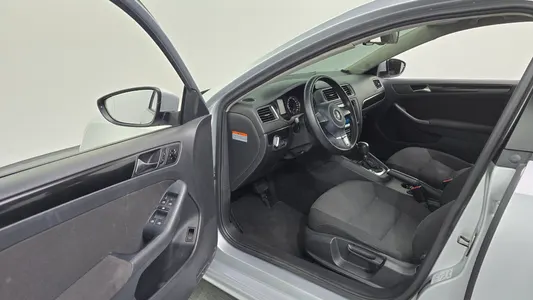 Volkswagen 제타 2.0 TDI 2012 10