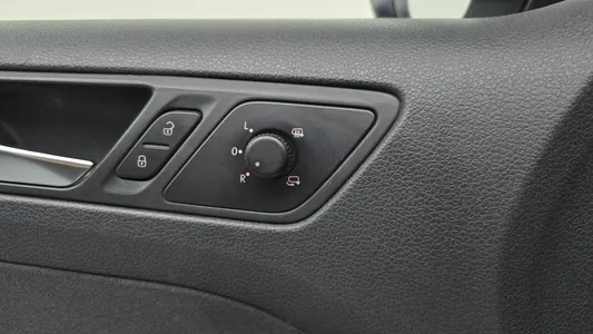 Volkswagen 제타 2.0 TDI 2012 18
