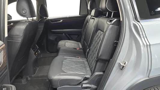 Volkswagen 아틀라스 2.0 TSI R-LINE 7 2025 11