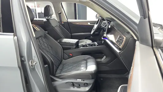 Volkswagen 아틀라스 2.0 TSI R-LINE 7 2025 26