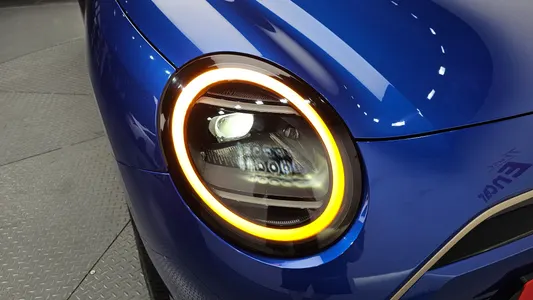 MINI 4 SE 2024 22