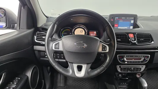 Renault Korea SM3 Z.E. RE 2017 13