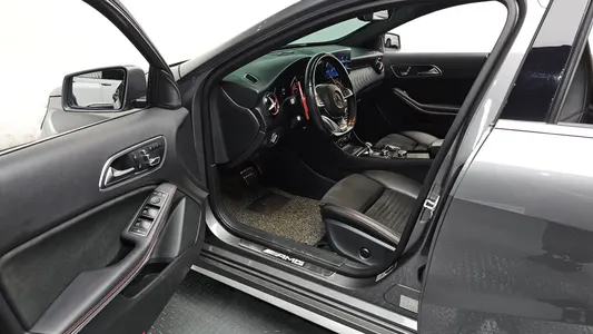 Mercedes-Benz A-Class W176 A45 AMG 4MATIC 2018 10