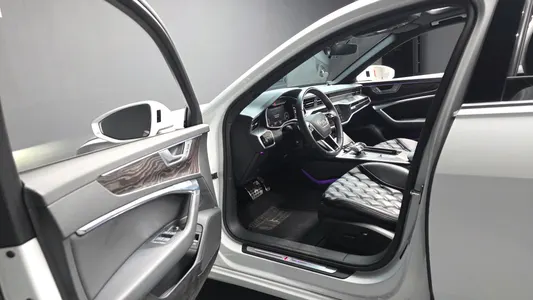 Audi A6 (C8) 40 TDI 2020 10