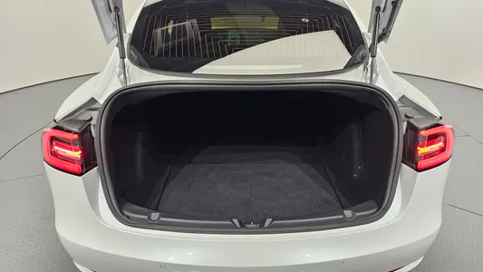 Tesla 3 AWD 2020 20