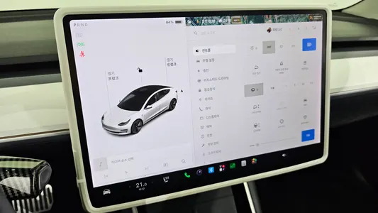Tesla 3 AWD 2020 17