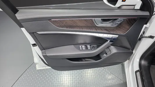 Audi A6 (C8) 40 TDI 2023 24