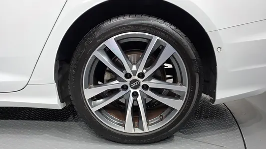 Audi A6 (C8) 40 TDI 2023 21