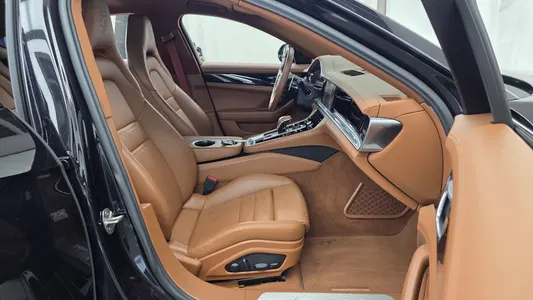Porsche (971) 2.9 AWD 2023 10