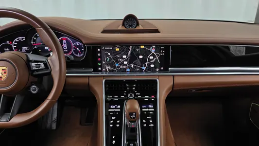 Porsche (971) 2.9 AWD 2023 13
