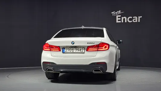 BMW 5 Series (G30) 520d M 2019 4