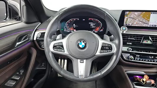BMW 5 Series (G30) 520d M 2019 13
