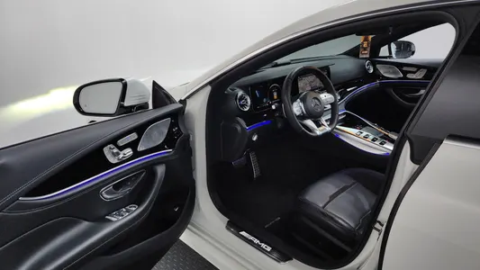 Mercedes-Benz AMG GT 4 43 4MATIC+ 2021 10