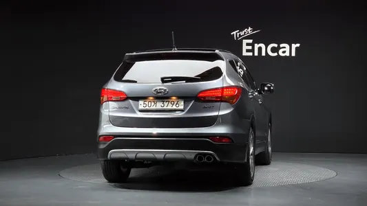 Hyundai DM (e-VGT) 2.0 2WD 2013 4