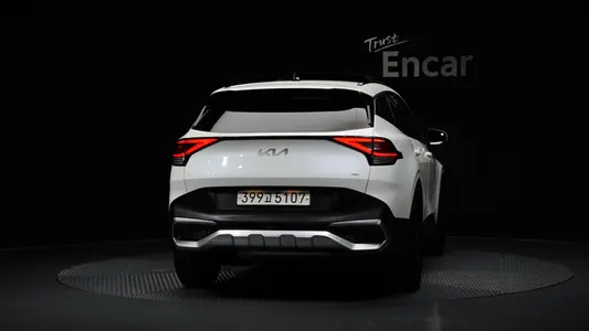 Kia 5 2WD 2023 4