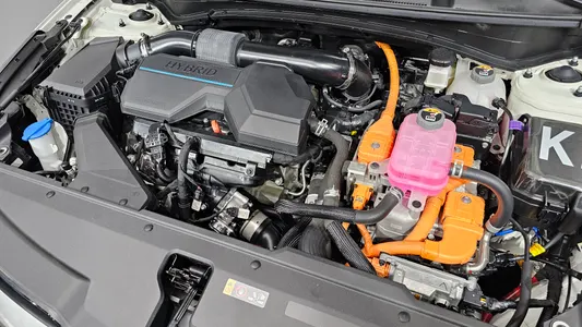 Kia 5 2WD 2023 6