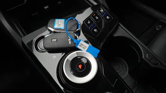 Kia 5 2WD 2023 9