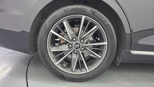 Hyundai IG 3.0 LPi 2022 5