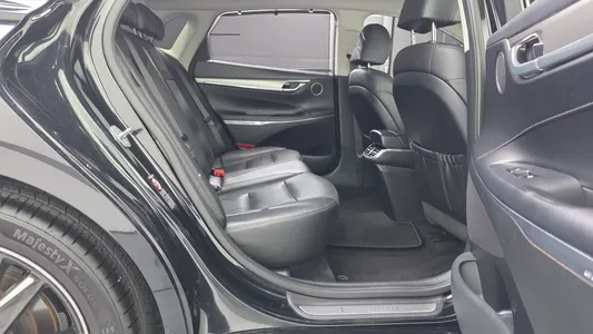 Hyundai IG 3.0 LPi 2022 11