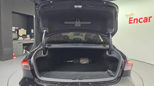 Hyundai IG 3.0 LPi 2022 17