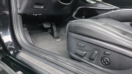 Hyundai IG 3.0 LPi 2022 18