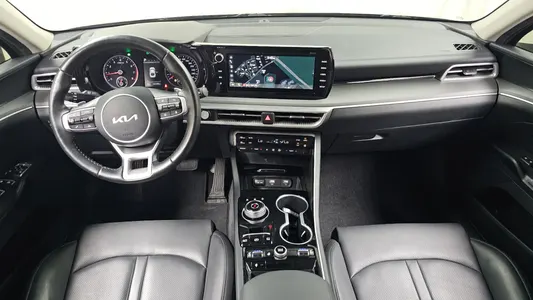 Kia K5 3 2.0 LPI() 2023 7