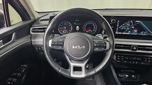 Kia K5 3 2.0 LPI() 2023 13