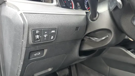 Kia K5 3 2.0 LPI() 2023 18